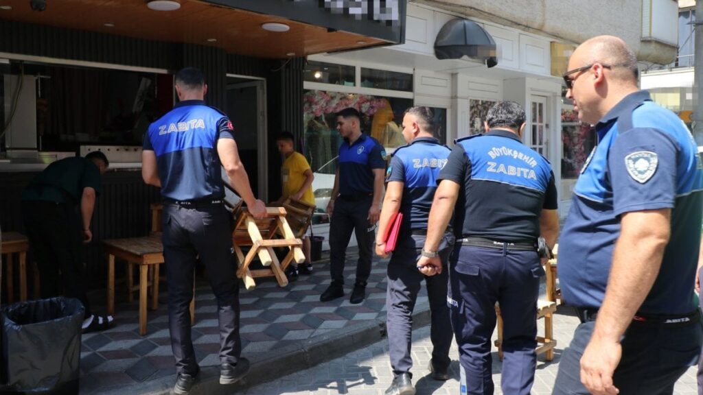 turgutlu zabitasindan kaldirim isgali denetimi 9q2MVCNQ