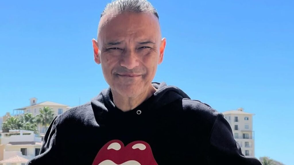 unlu sarkici hayatini kaybetti hayranlari derinden sarsildi GaNQU7vS