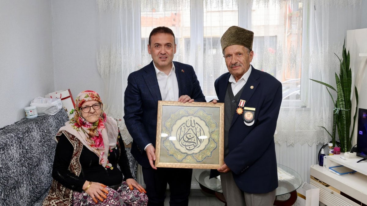 vali sozerin pazaryeri temaslari 3 eApkBA7P