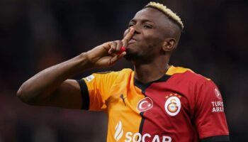 victor osimhenden galatasaray maci surerken paylasim 2tYB2WaM