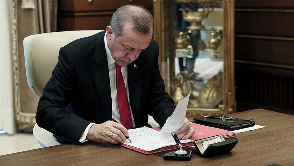 yeni atamalar resmi gazetede mLCEAxhx