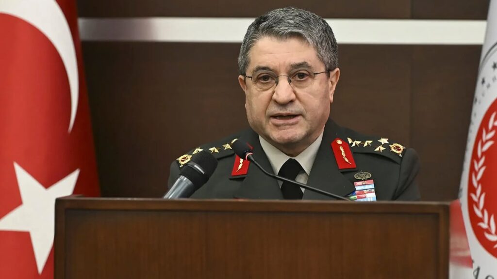 yeni genelkurmay baskani unlu siyasi lider ile davalik VzZQgKc3