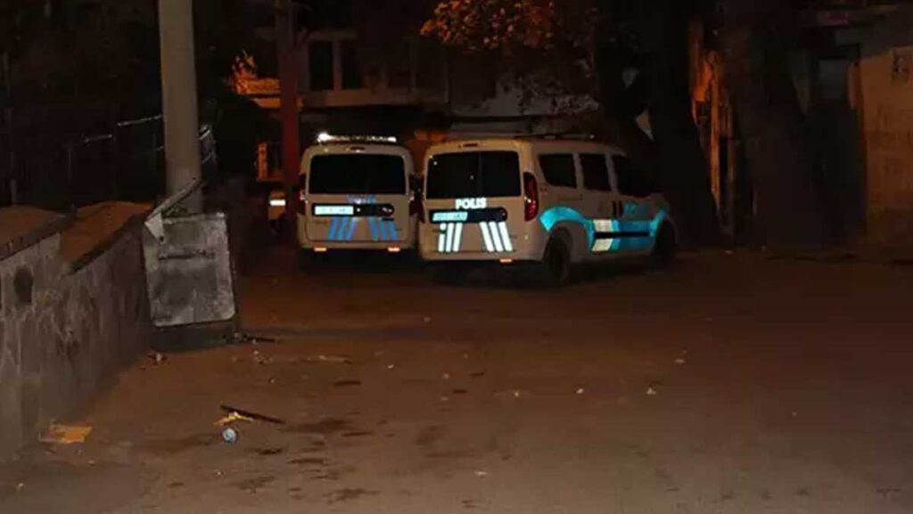 zabita memurlarina seyyar saticilardan bicakli saldiri N7QcTtOQ