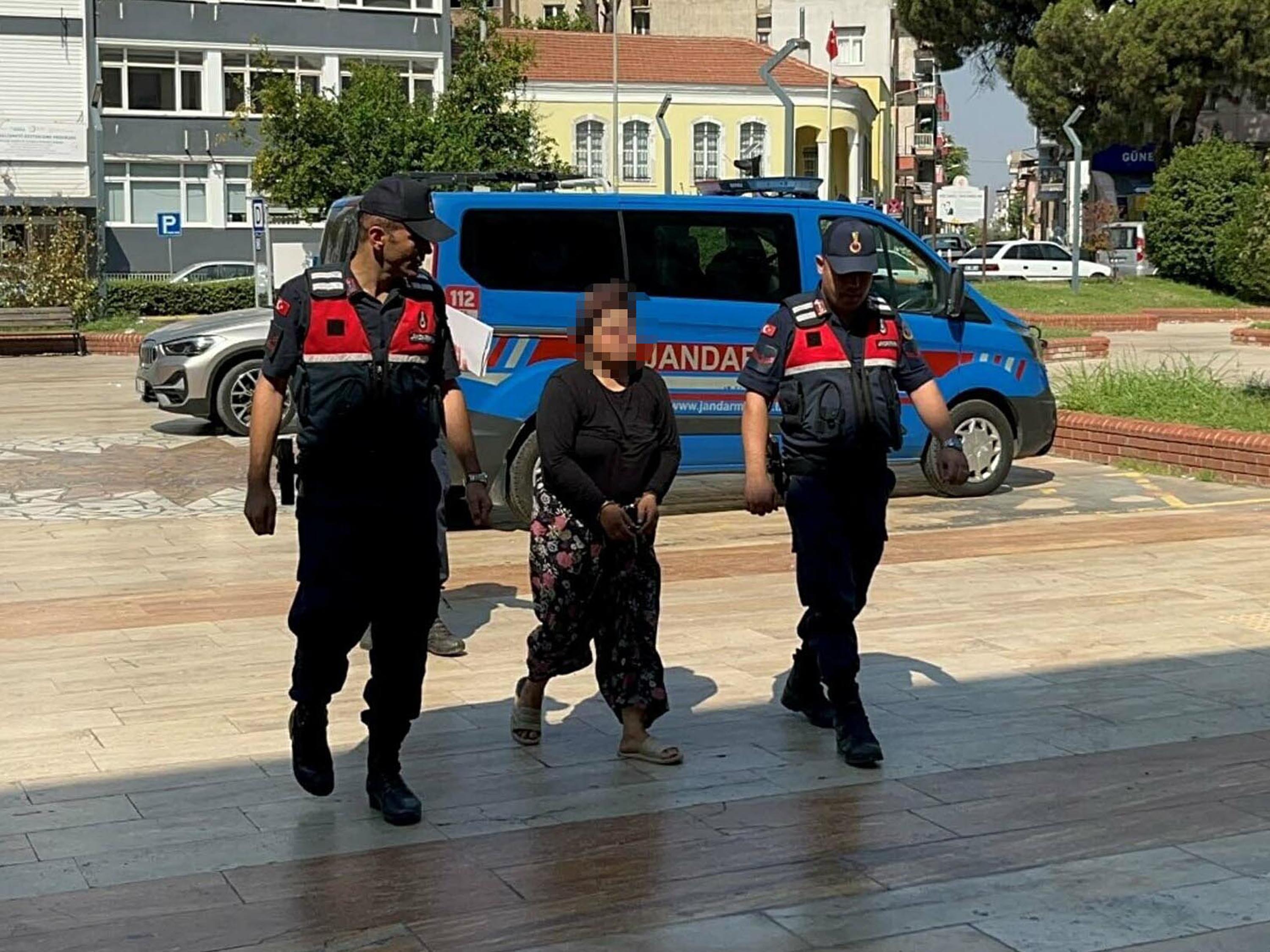 zeytinlik yangininin ardindaki gercek ofkeli kadin itiraf etti 1 TgjzDALj