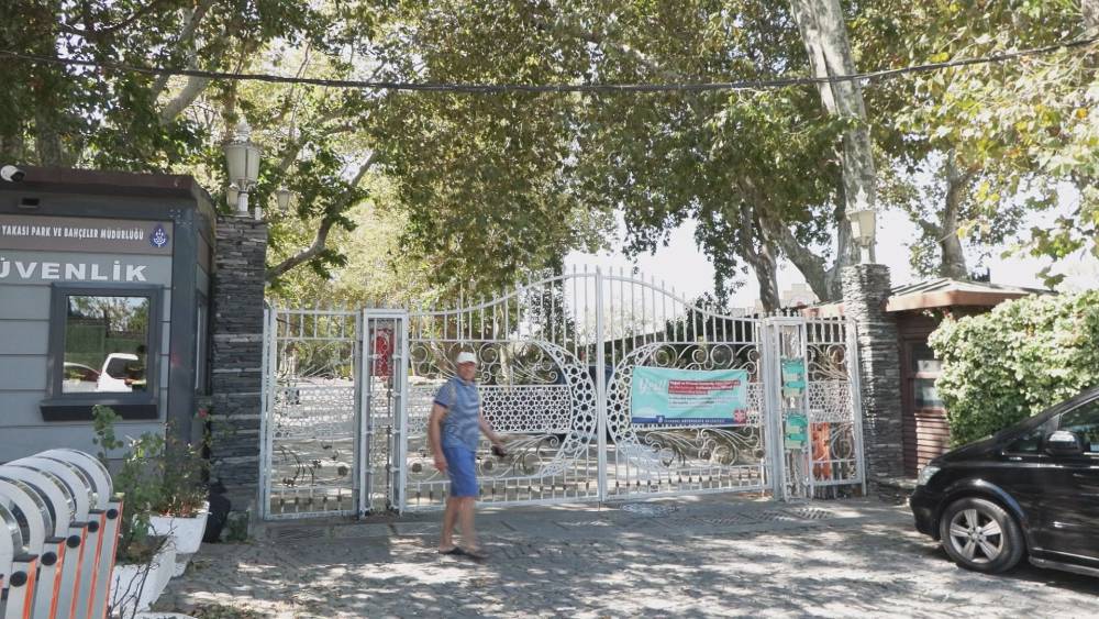 zorunlu olmadikca disari cikmayin gulhane parki kapatildi 1 NkujT6k8