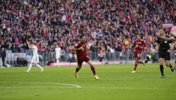 10 yil once bugun tarihi macta 9 dakikada 5 gol fA9y2yBy