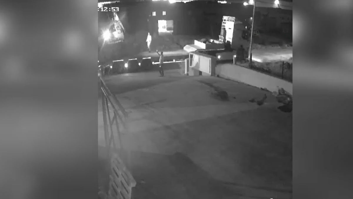 4 milyon liralik dozeri kacirdilar nefes kesen operasyonla yakalandilar 3 tdZgubyw