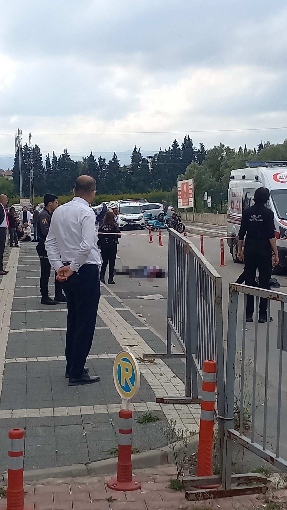 adliye onu savas alanina dondu olu ve yarali var 4 I3Y9JpB6