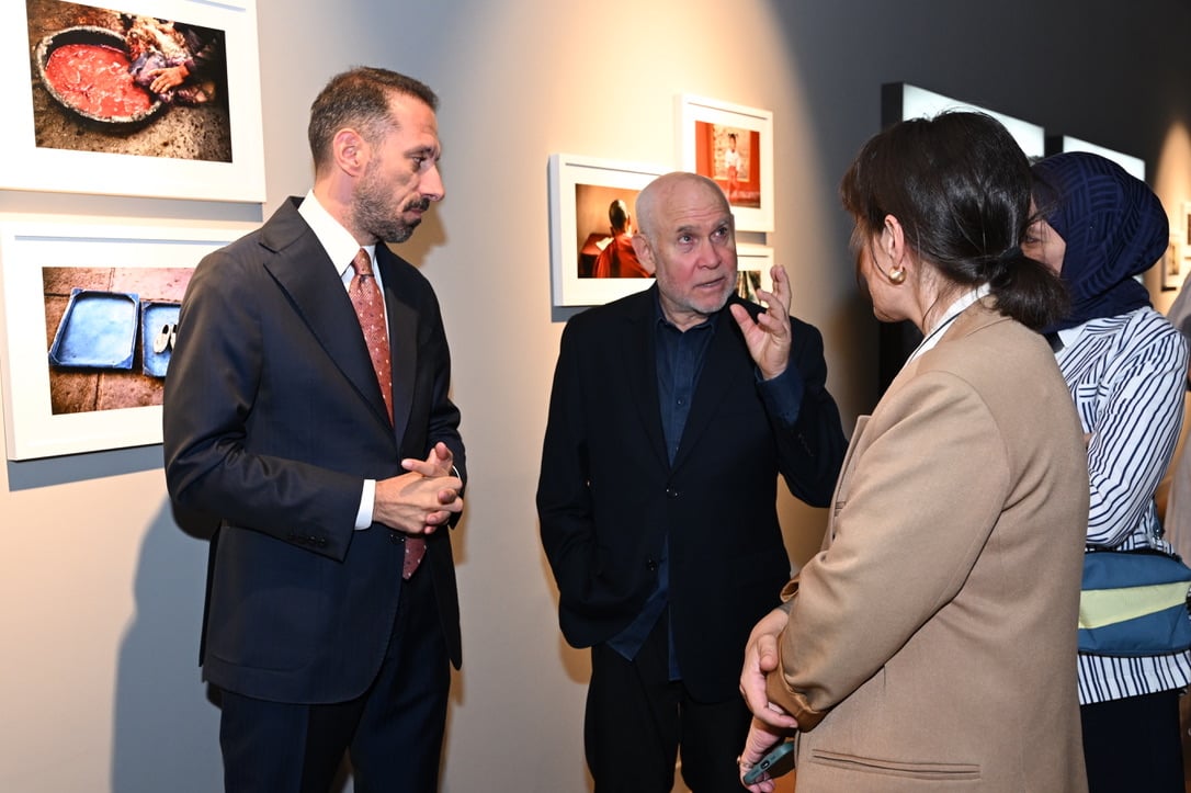 afgan kizinin fotografcisi istanbulda steve mccurrynin unutulmaz kareleri tophane i amirede 0 TvgVCgTq