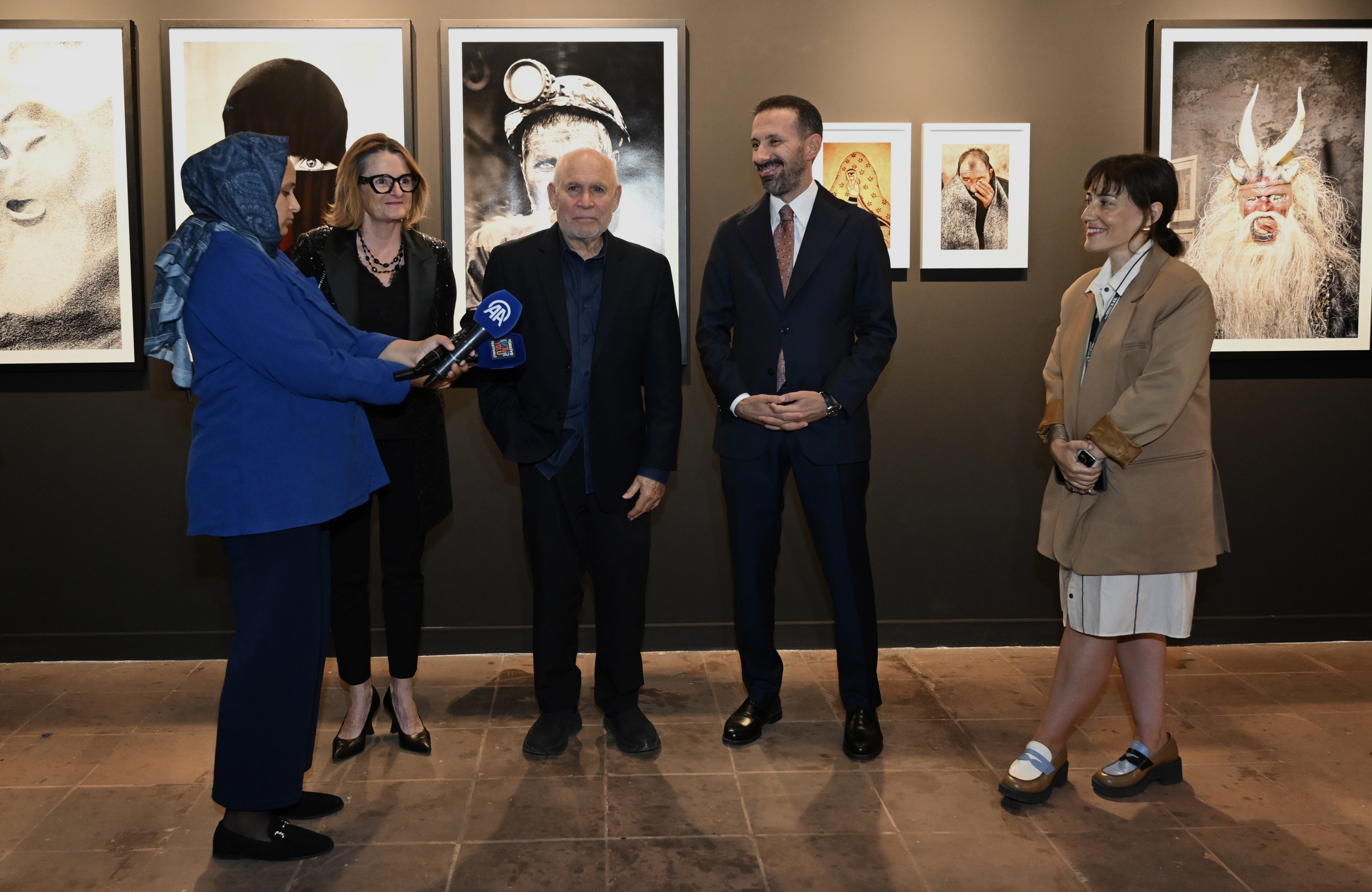 afgan kizinin fotografcisi istanbulda steve mccurrynin unutulmaz kareleri tophane i amirede 1 6OaLmAP9