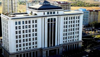 akpde istifalar seriye baglandi 2 il baskani daha yollarini ayirdi bVeApPmM