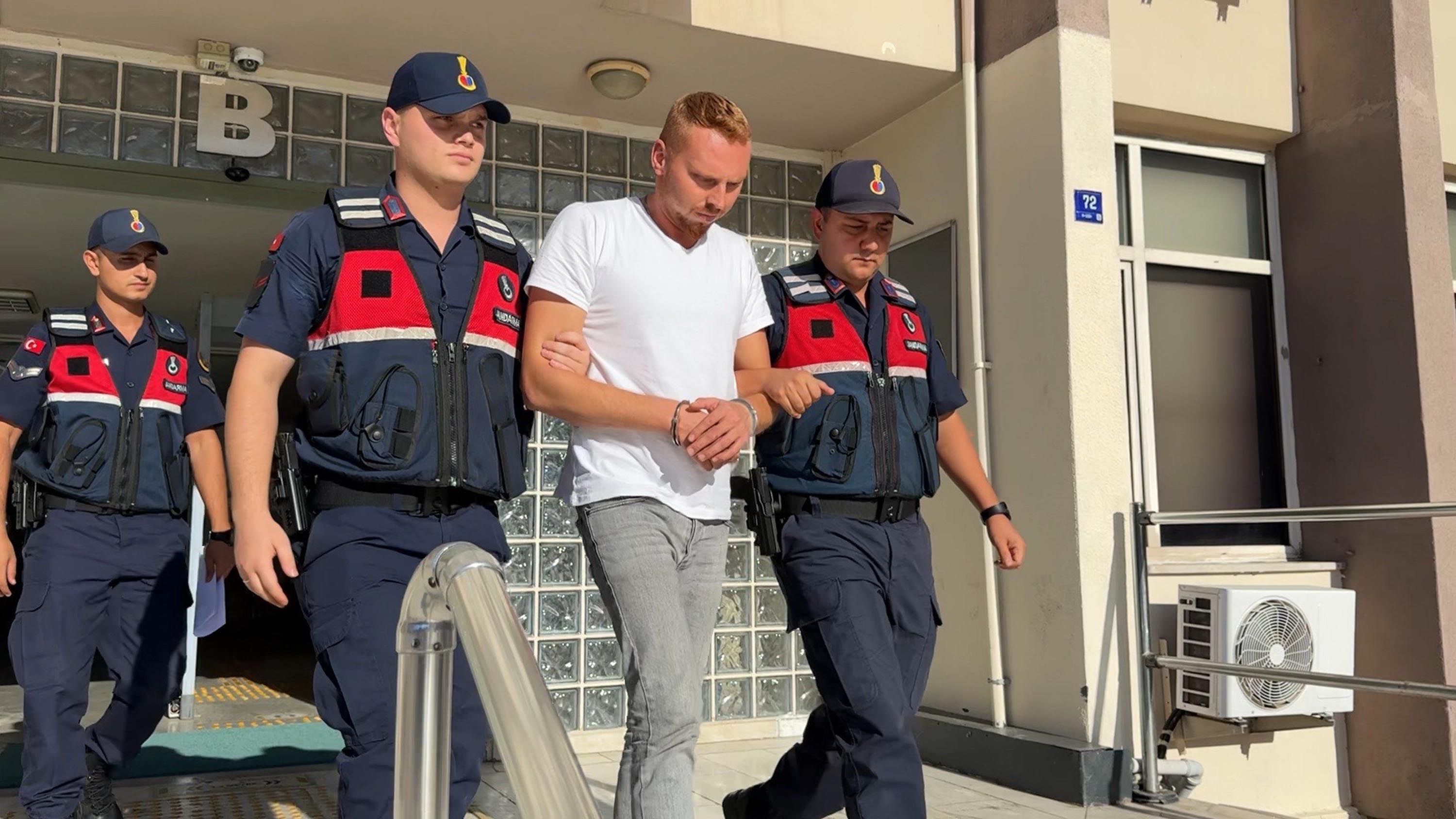 akraba arasinda zeytinyagi hirsizligi hala sikayetini geri almadi 0 8L5a5t6c