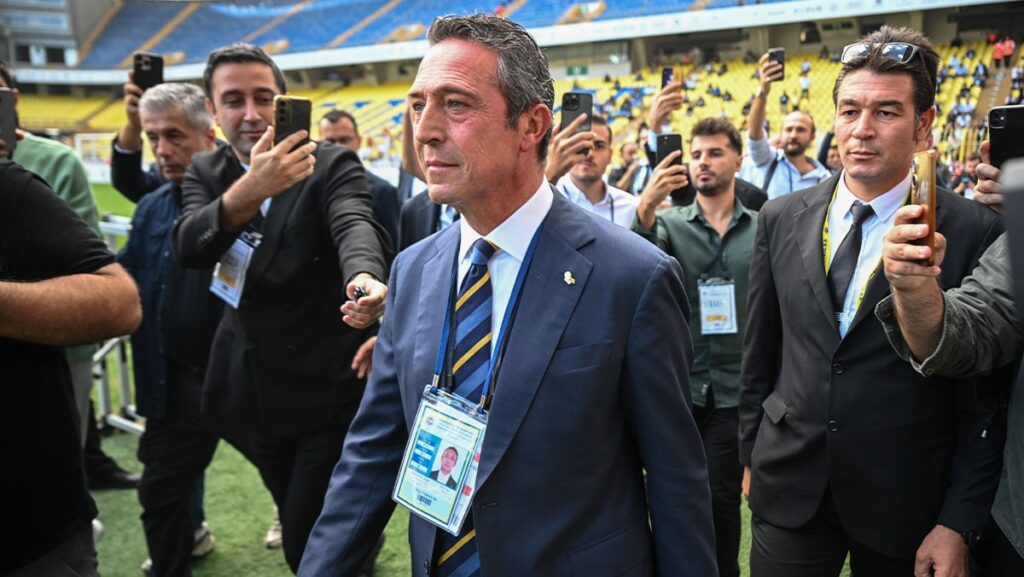 ali koc kongrede en cok uzuldugu seyi acikladi 2ysY6E55