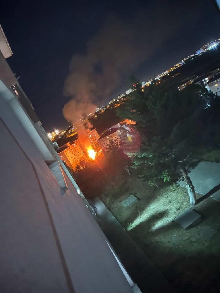 ankarada arizalanan kamyon yandi KfCaendM