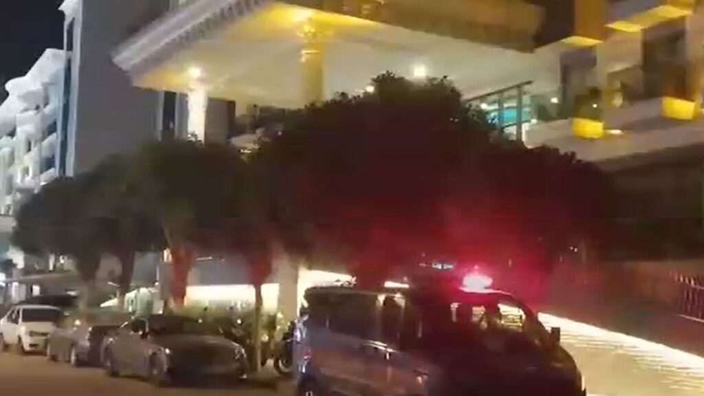 antalyada otele silahli saldiriya 3 tutuklama LUJmFBlh