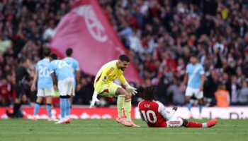 arsenal manchester city karsisinda puani uzatmada kurtardi nXb1tqZX