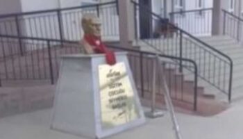 balikesirde cocuklarin bayrak sevgisi GFEzxOhn