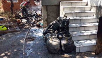 balikesirde ev yangini BzZXJwsj