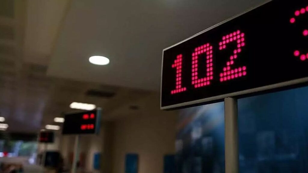 banka devinde ust duzey degisiklik R6e8ULZ7