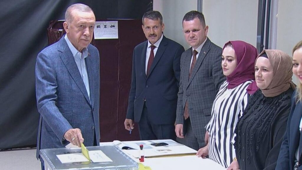 baskin secim senaryolarina son noktayi koydu erdoganin secim formulunu acikladi iste sandigi getirecek gelisme CKcpjyVQ