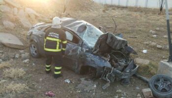 batmanda takla atan otomobilde 2 kisi yaralandi iGGRGirT