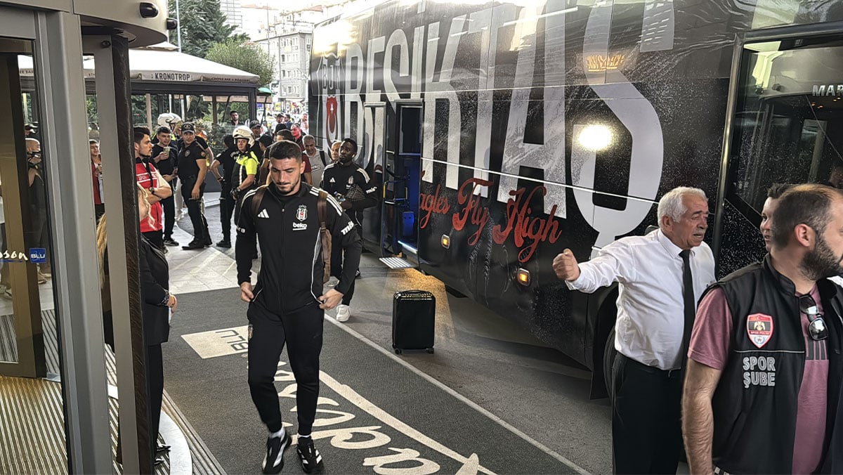 besiktas kafilesi kayseride 0 e7EL4k1u