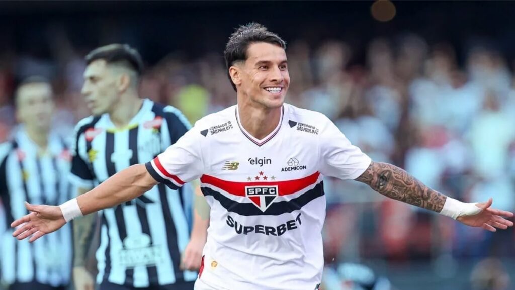 besiktasin kanat transferinde yeni gozdesi ferreirinha tFhVM5qF