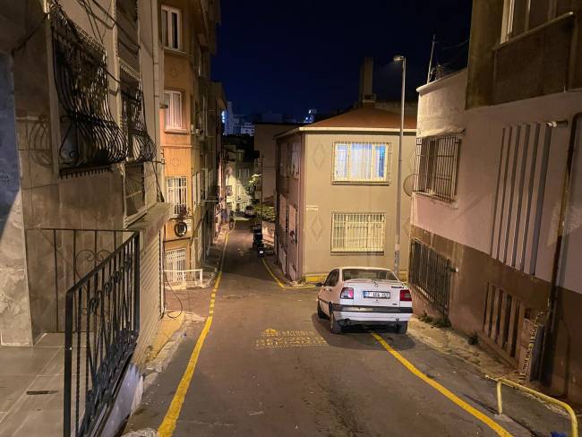 beyoglunda taksici silahli saldirida oldu 3 D3cBAODy