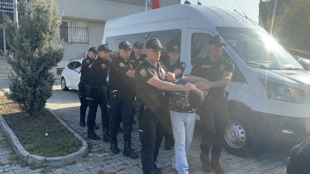 bombali saldiriyla ilgili 7 kisi tutuklandi hFus4CmG