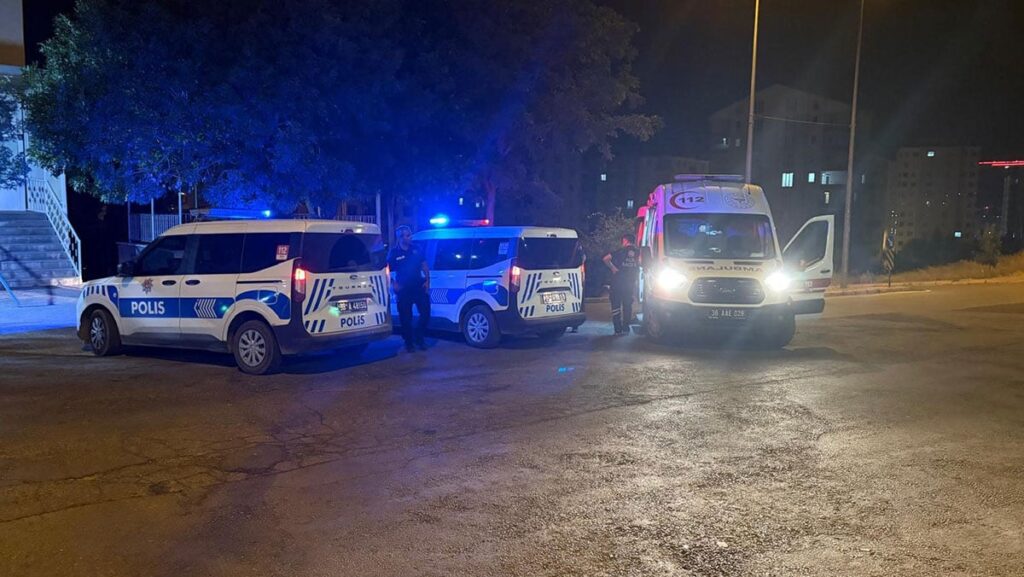 cami bahcesinde kanli saldiri 1iAK1Uv5