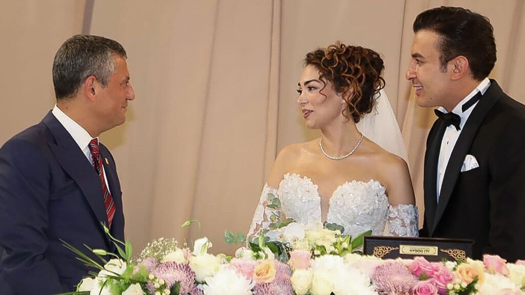 chp genel baskani ozel nikah sahidi oldu GJJGjCR7