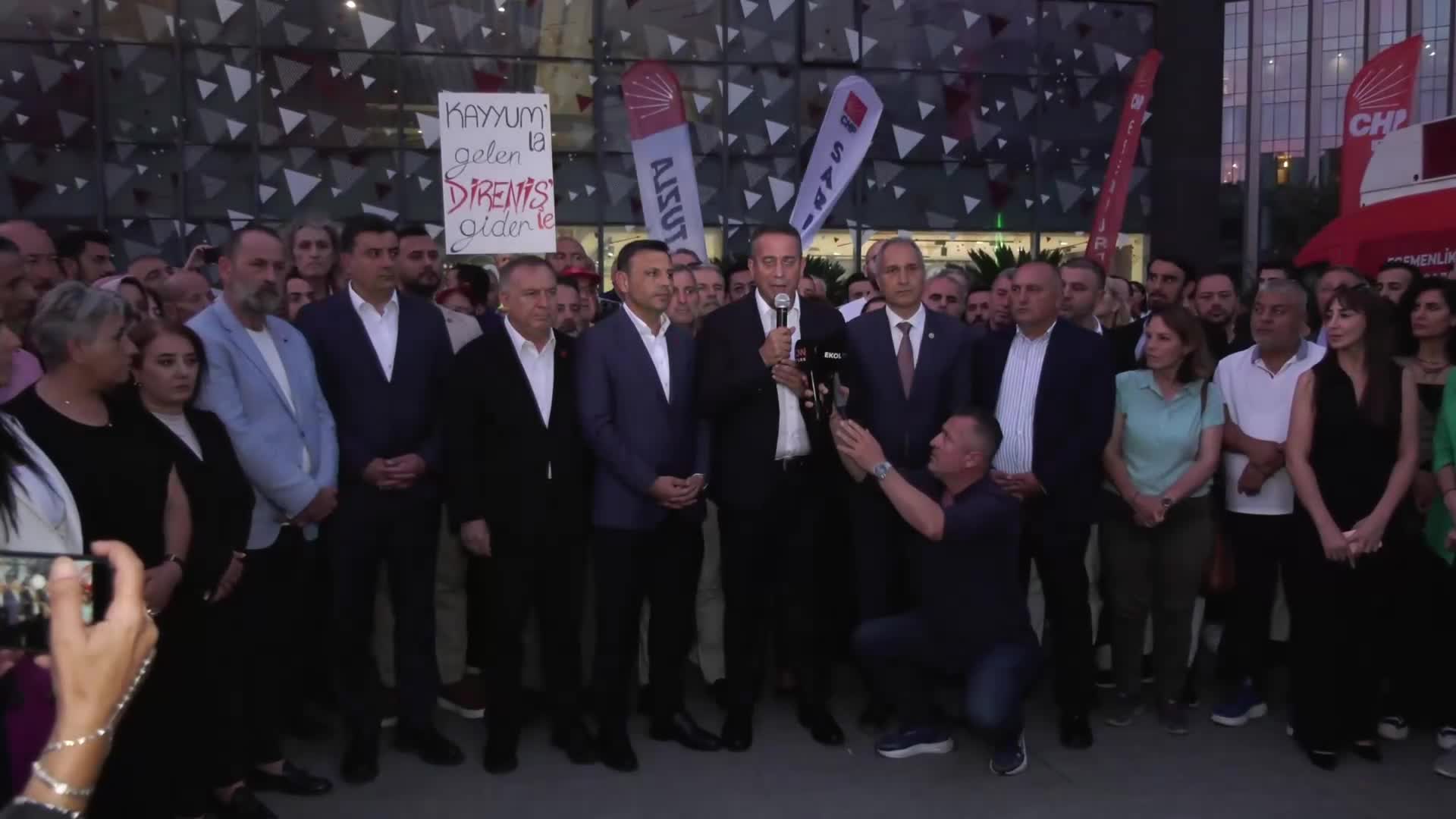 chpden yeni gursel tekin cikisi 0 vnaEVyHh