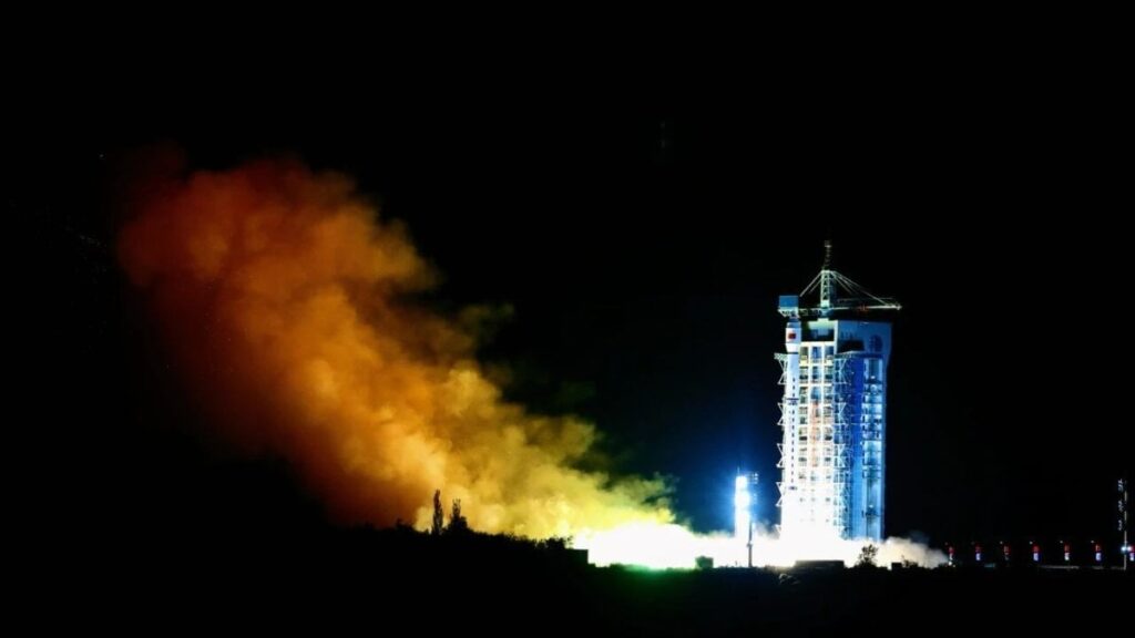 cinin yeni uydusu fengyun 3 08 yorungede gokyuzunu izleyecek CN1XnwkE