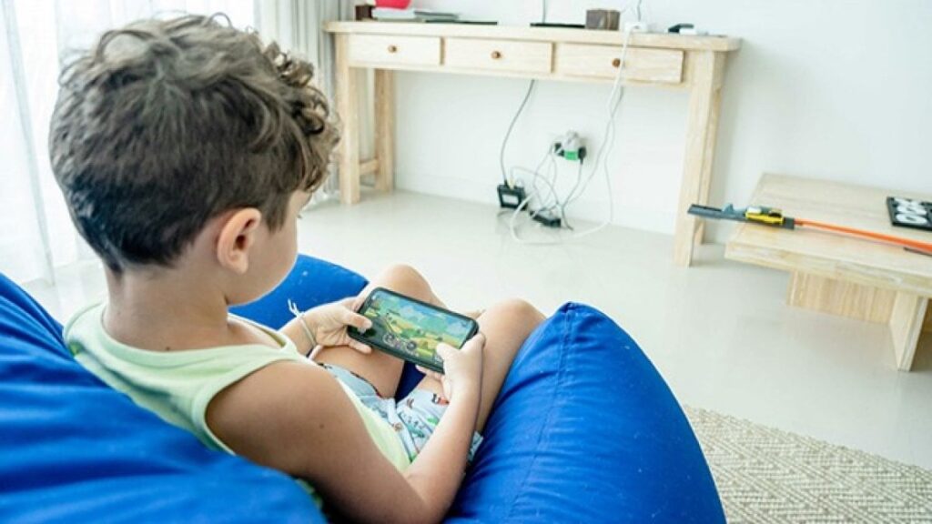 cocuk gelisimine gorunmez tehdit uzmanlar anlatti LXhGGate
