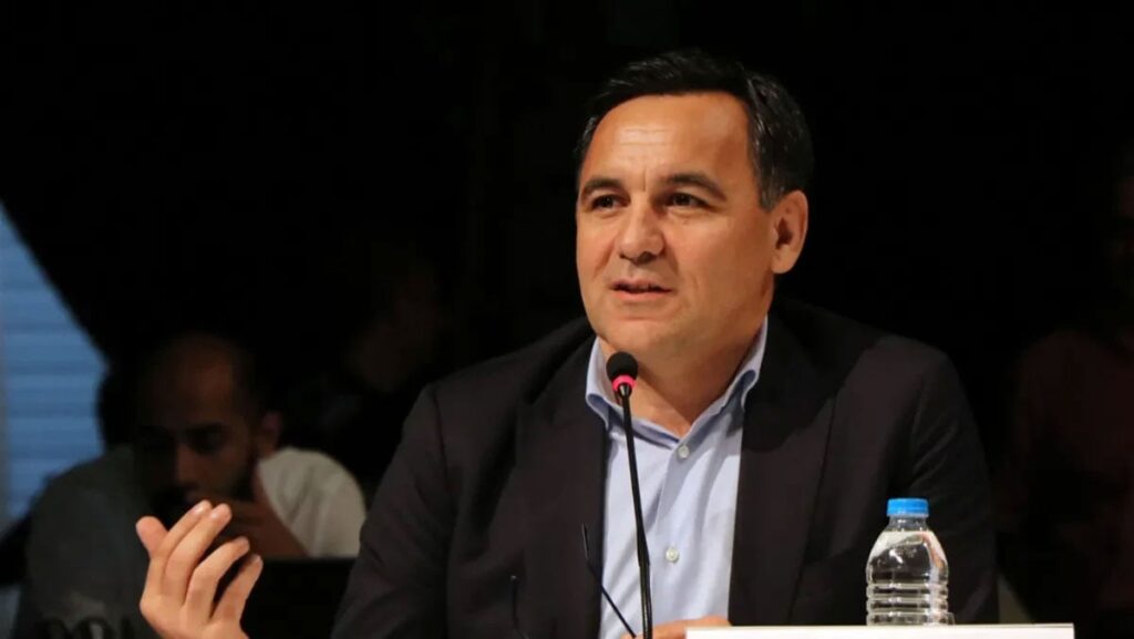 deniz zeyrek o bakana seslendi tazminata raziyim yeter ki ataturku seviyorum desin p4uUzHc6