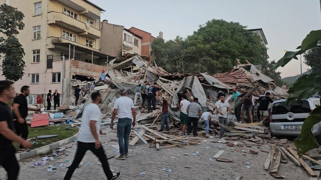 deprem uzmanlari felaketi acikladi 7 buyuklugunde deprem gelebilir Ds9EjLgr