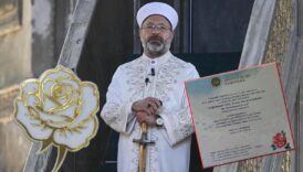 diyanet altin varakli davetiye bastirdi 3p66Hzxz