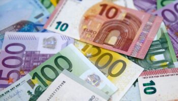 dolar ve euro ne kadar serbest piyasada doviz acilis fiyatlari 3 eylul 2025 BhheT28f