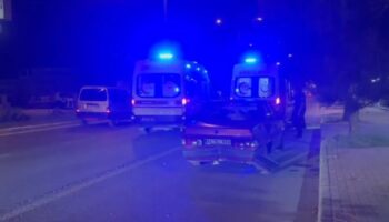 erzincanda iki otomobil carpisti 3 yarali WXgvY2wA