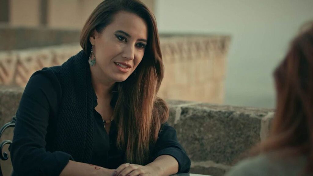 esen gokun sahra filminde rol aldigi ortaya cikti qNZ1tBYb