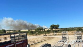 ezinede orman yaniyor ekipler seferber oldu ZtTvztzD