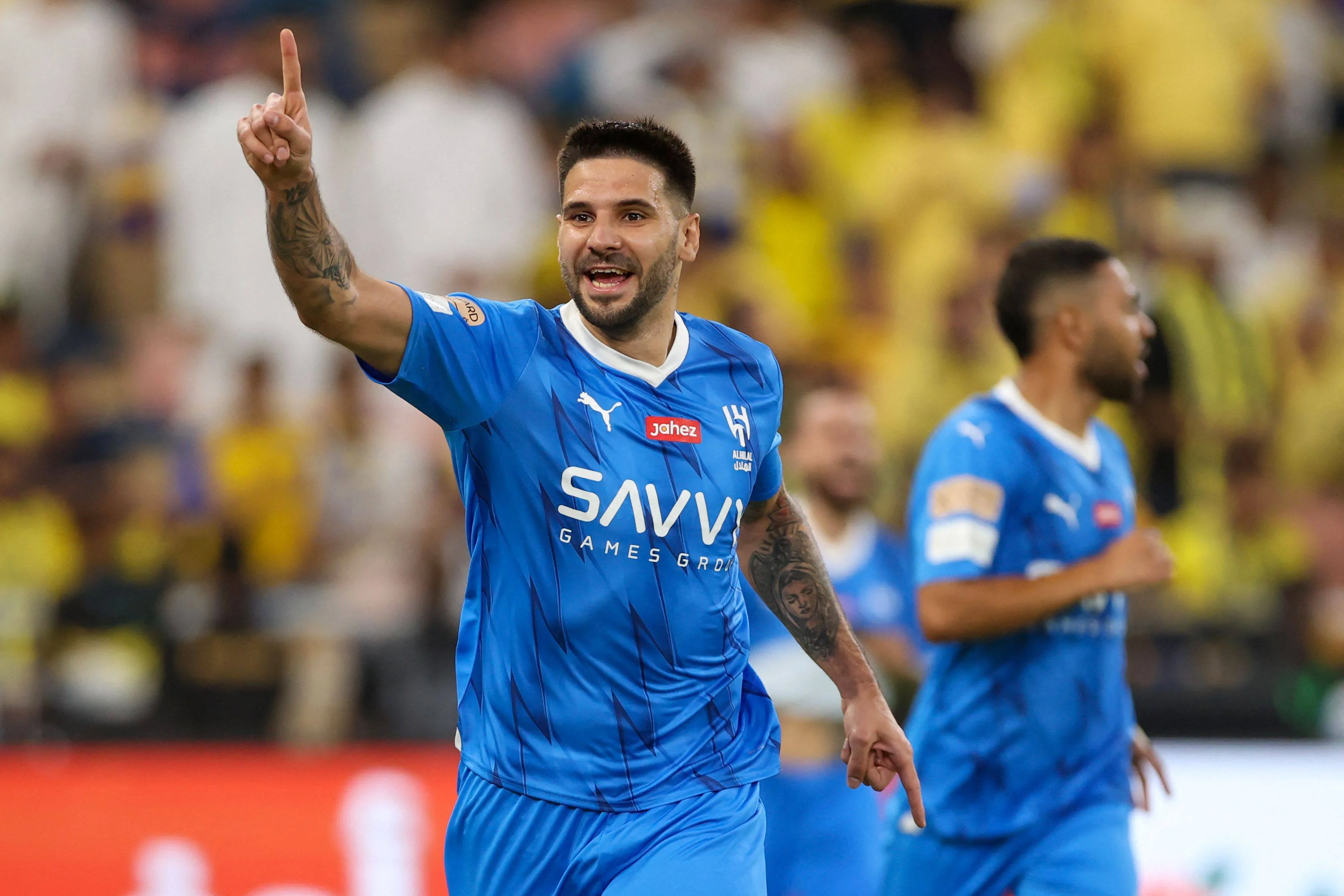 fenerbahce ilgileniyordu alexander mitrovic kararini verdi 1 gGYa6Xcq