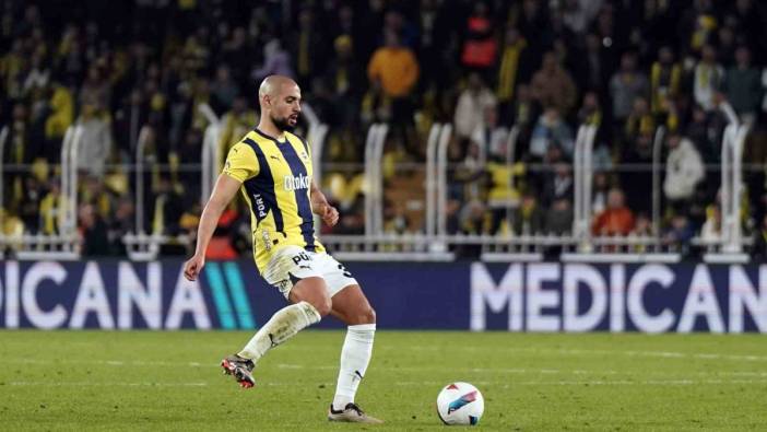 fenerbahce kafilesi zagrebde mert hakan yandas surprizi 3 eFfGZEk9