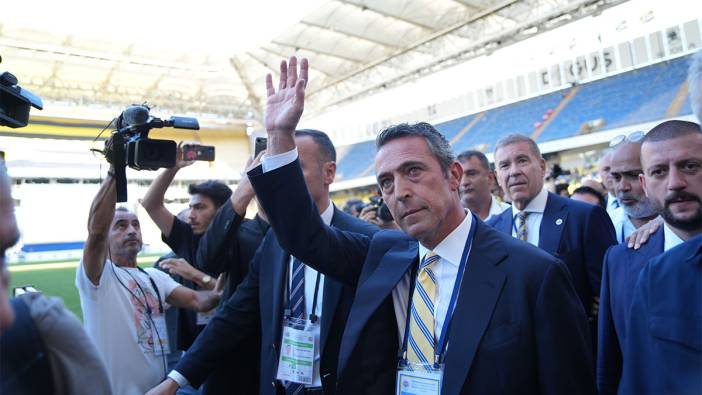 fenerbahce kafilesi zagrebde mert hakan yandas surprizi 4 T2458DTc