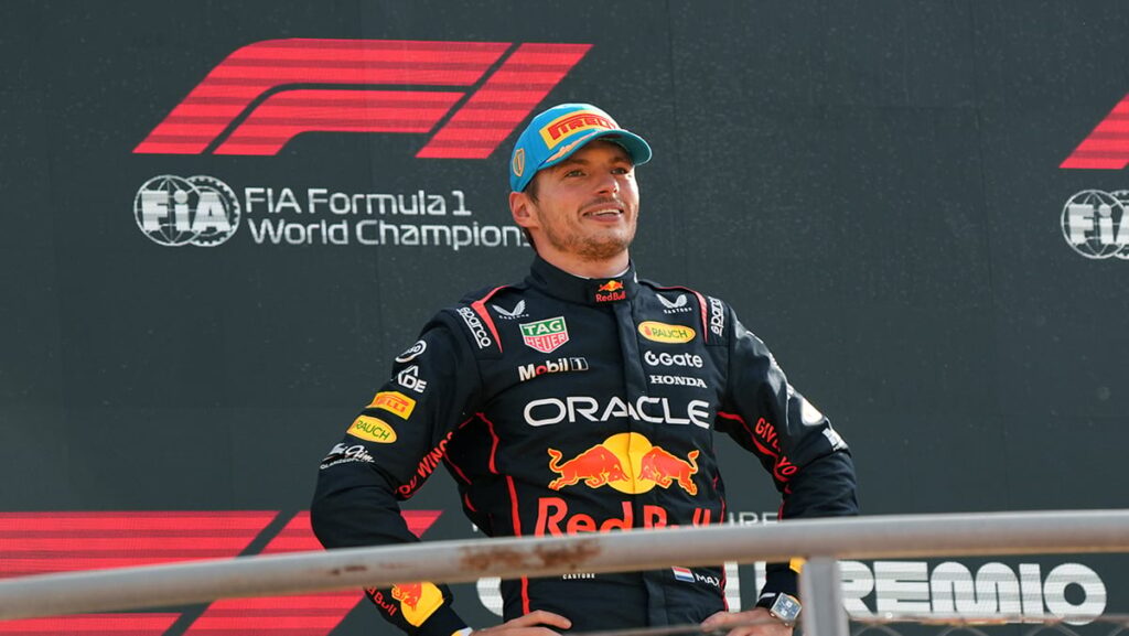 ferrarinin evinde yarisi verstappen kazandi TkzJAJ5Z