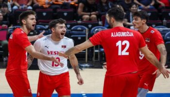 filenin efelerine hollanda da dayanamadi tarihimizde ilk kez ceyrek finaldeyiz YrK4ki7J