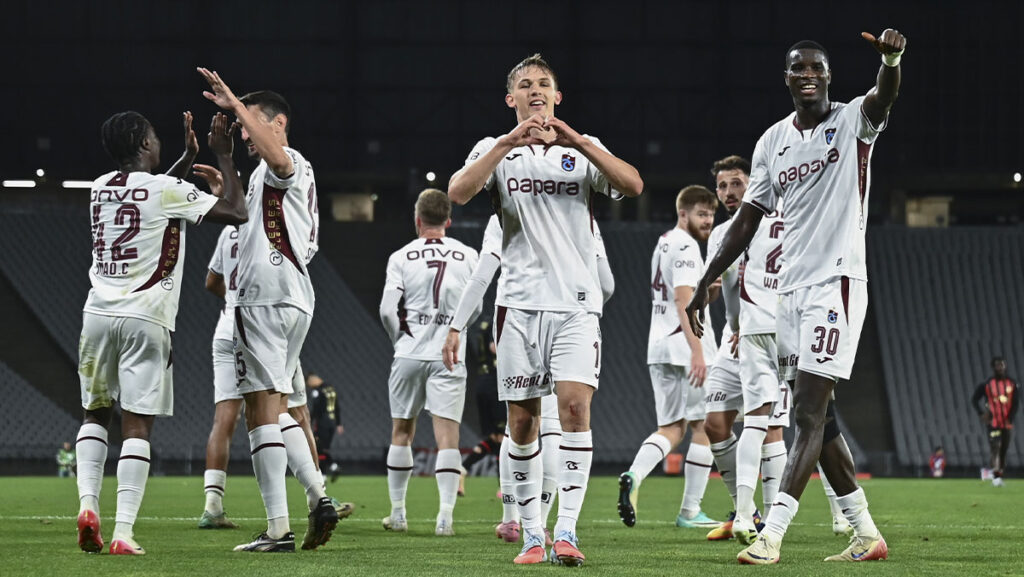 futbol yorumculari trabzonsporun galibiyetini degerlendirdi defalarca izlesek doyamayiz AMPZf8Fc
