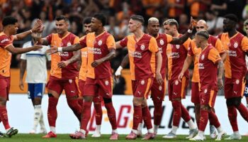 galatasarayda alanyaspor maci oncesi imzalar atildi baris alper yilmaza takimin dengelerini bozacak zam rsQdkuuR