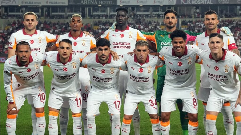 galatasarayli yildiz kendi milli takimini sirtladi k97BcMOv