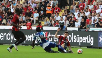 gaziantep fk ile samsunspor yenisemedi karadeniz ekibi hakeme isyan etti qZeNHYOu